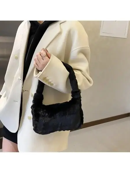 Плюшевая сумка-багет