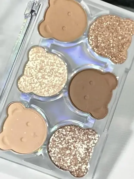 Палетка теней для век