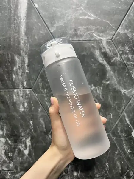 Бутылка для воды спортивная