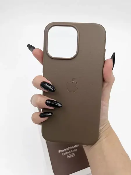 Кожаный чехол для iPhone Pro.