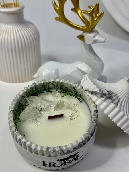 Ароматическая свеча