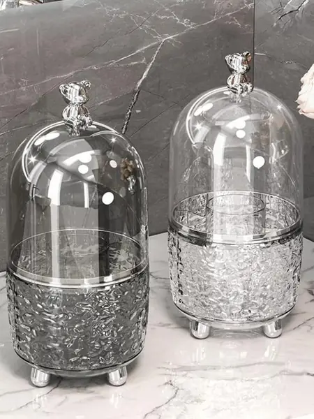 Вращающийся органайзер для кистей и косметики.