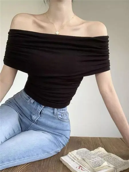 Топ с открытыми плечами