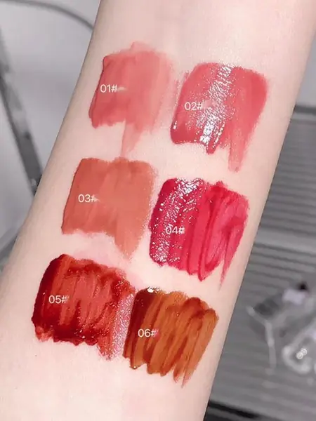 Глянцевый тинт для губ