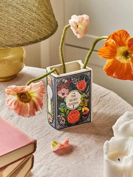 Ваза "Книга"