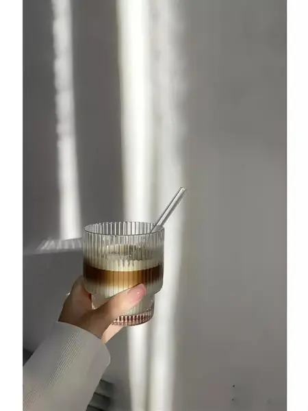 Стакан для кофе и коктейлей