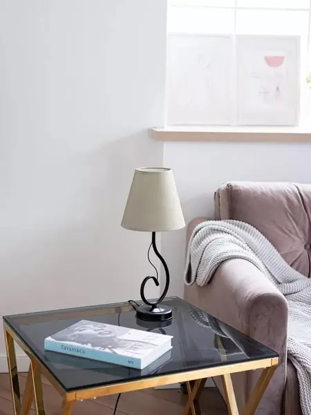 Настольный светильник