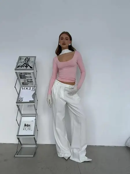 Лонгслив розовый облегающий