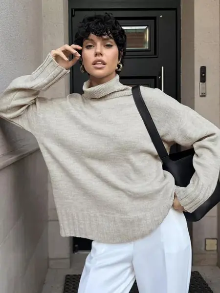 Вязаный свитер оверсайз