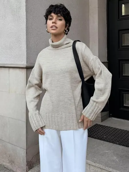 Вязаный свитер оверсайз