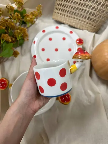 Посуда с Мухоморами