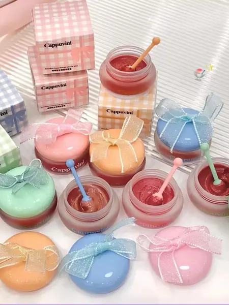 Тающая помада-бальзам