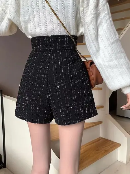 Твидовая юбка-шорты в офисном стиле