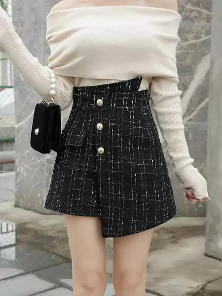 Твидовая юбка-шорты в офисном стиле