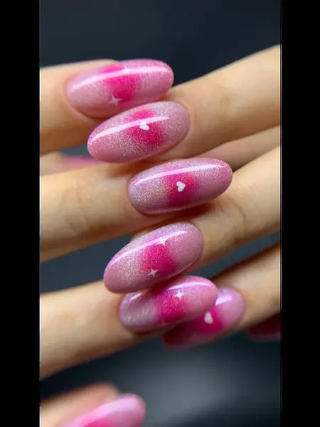 Слайдеры-наклейки для ногтей в виде сердечек