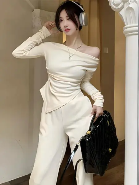 Ассиметричный костюм