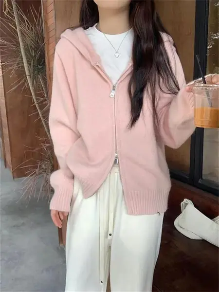 Тёплый кардиган на молнии с капюшоном