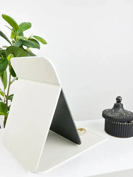 Зеркало настольное складное