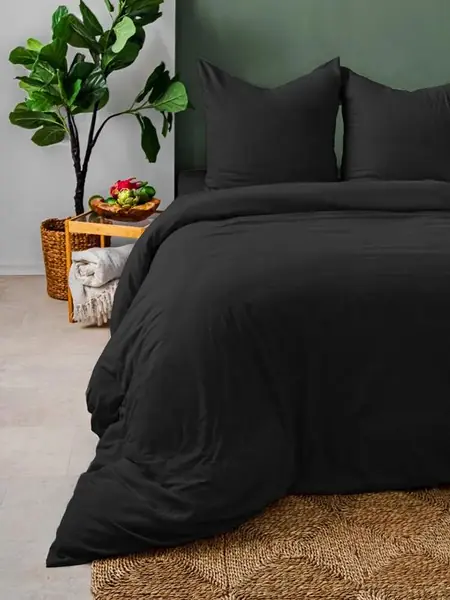 Постельное бельё однотонное.