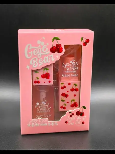 Бальзам-блеск для губ.