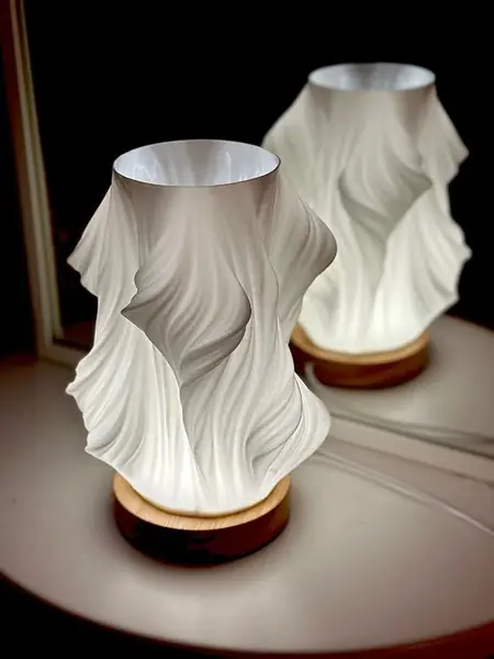 Лампа настольная