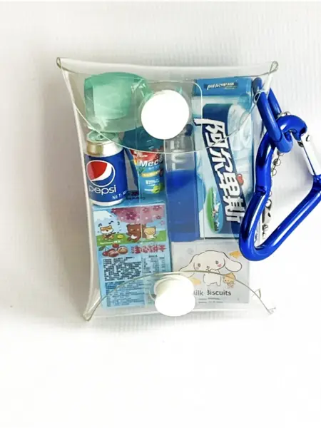 Брелок с бутылочками