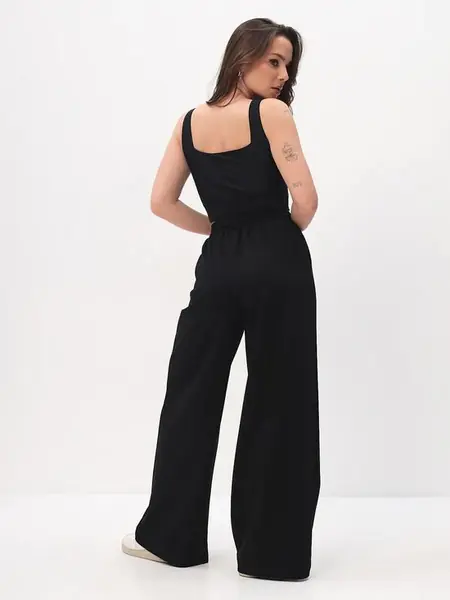 Спортивные штаны