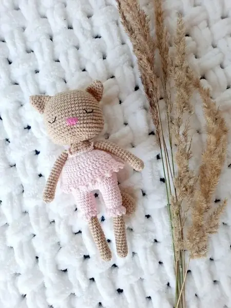 Вязаная кошечка
