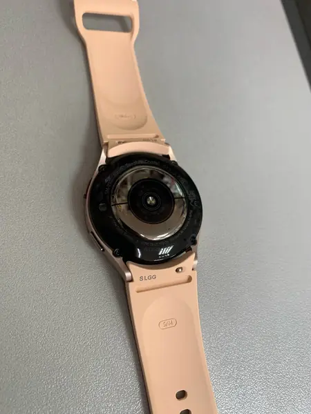 Умные часы Samsung Galaxy Watch 5