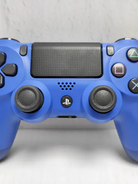 Геймпад Sony DualShock 4
