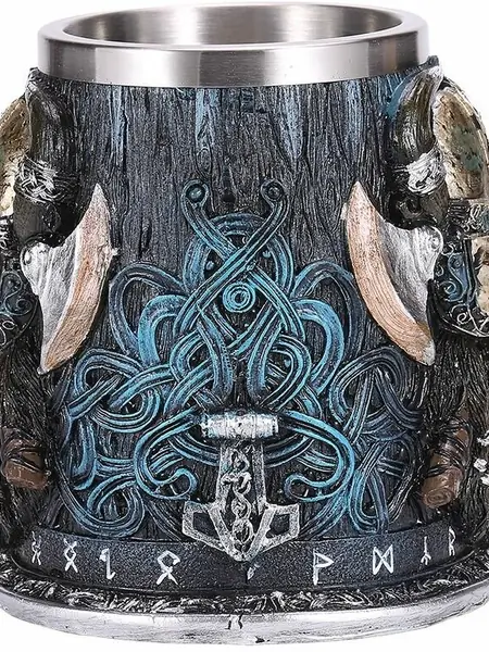 Пивная кружка с Викингом