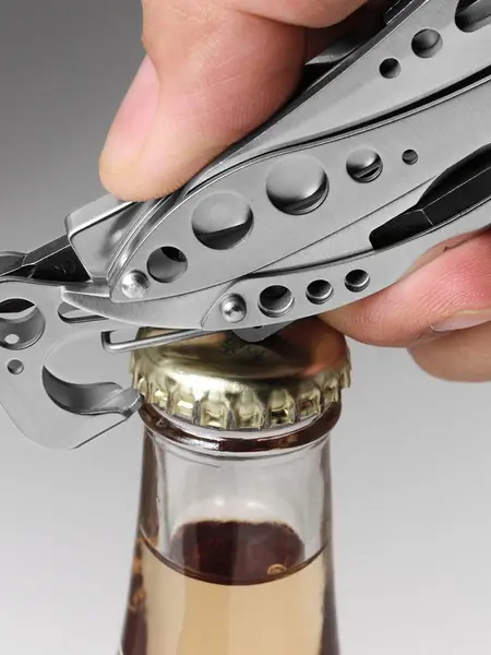 Мультитул Leatherman Skeletool