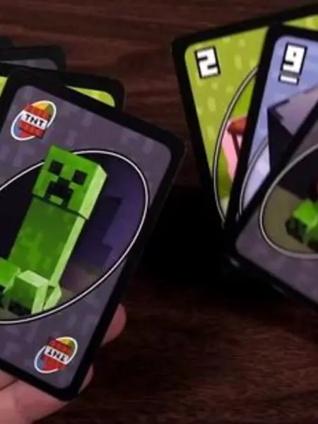 Настольная карточная игра UNO Minecraft