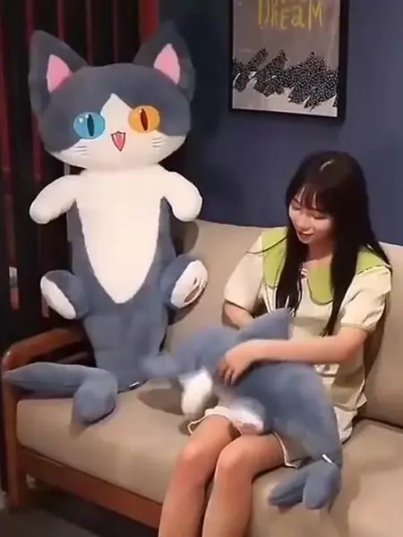 Мягкая игрушка кот акула обнимусь