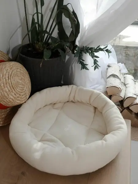 Лежанка для кошек и собак