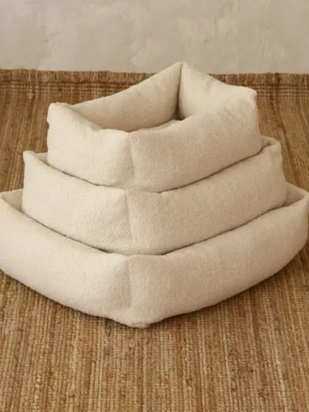 Лежанка с бортиками