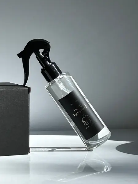 Парфюмированный спрей Dea Roma