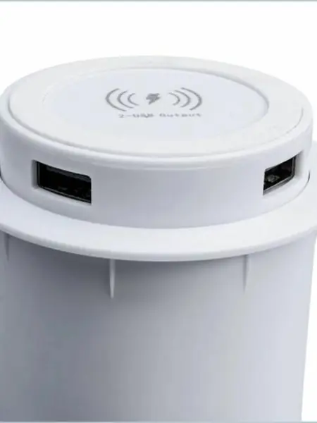 Выдвижная розетка с беспроводной зарядкой, USB и Wireless.