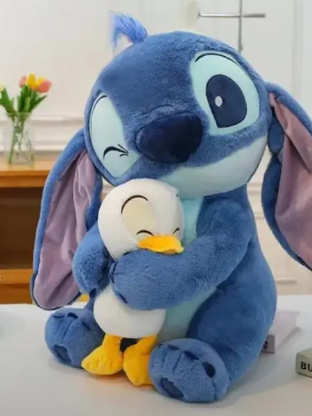 Мягкая плюшевая игрушка Стич с утенком