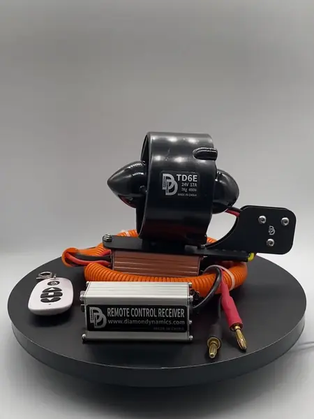 Подводный двигатель TD6E