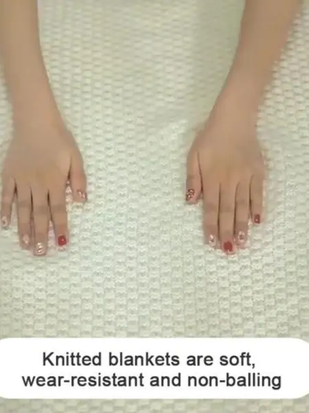 Одеяло вязаное