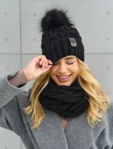 Шапка и шарф